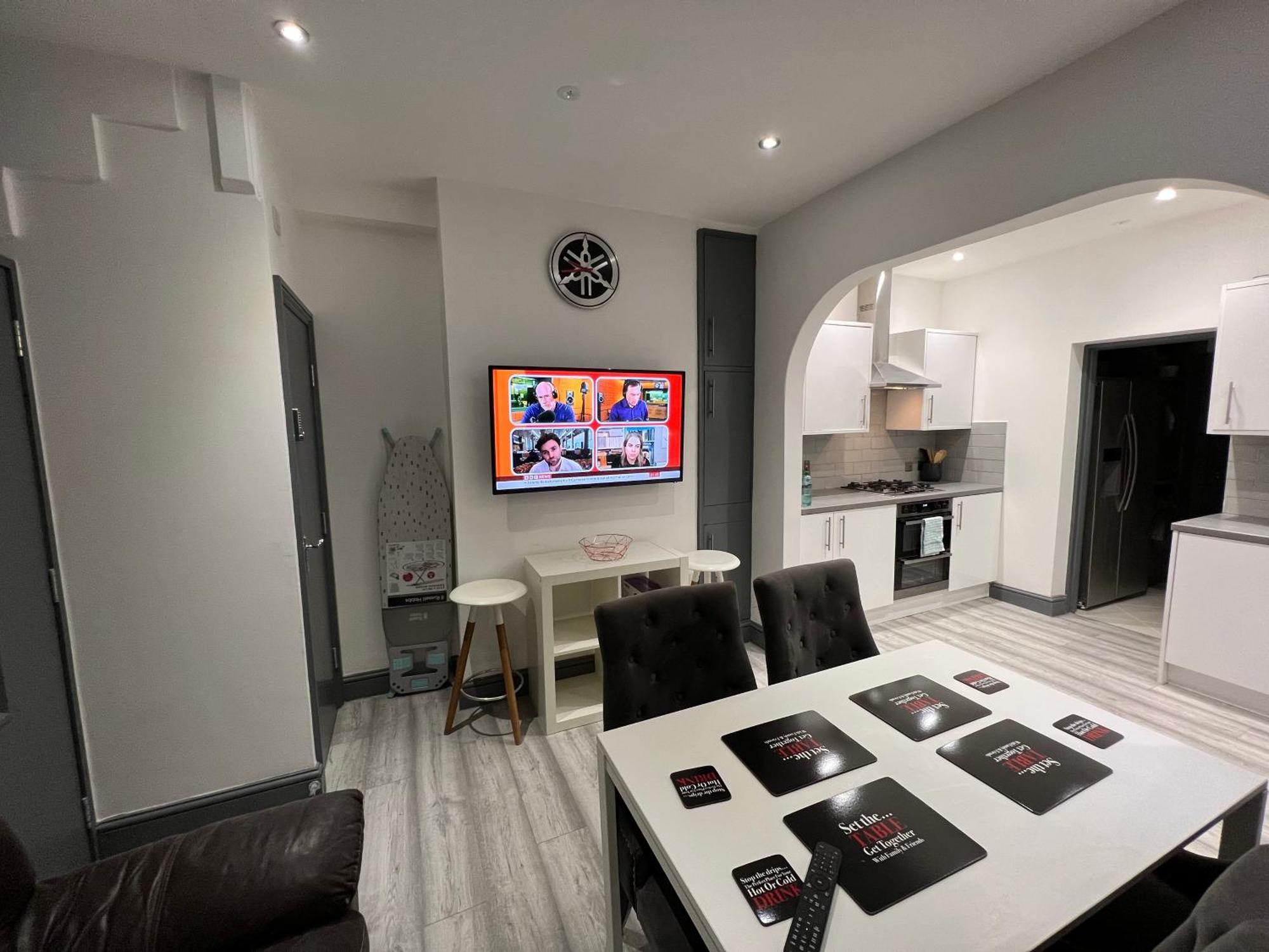Urbanness Stays - Rooms With Stylish Comfort In The Heart Of Кройдон Экстерьер фото